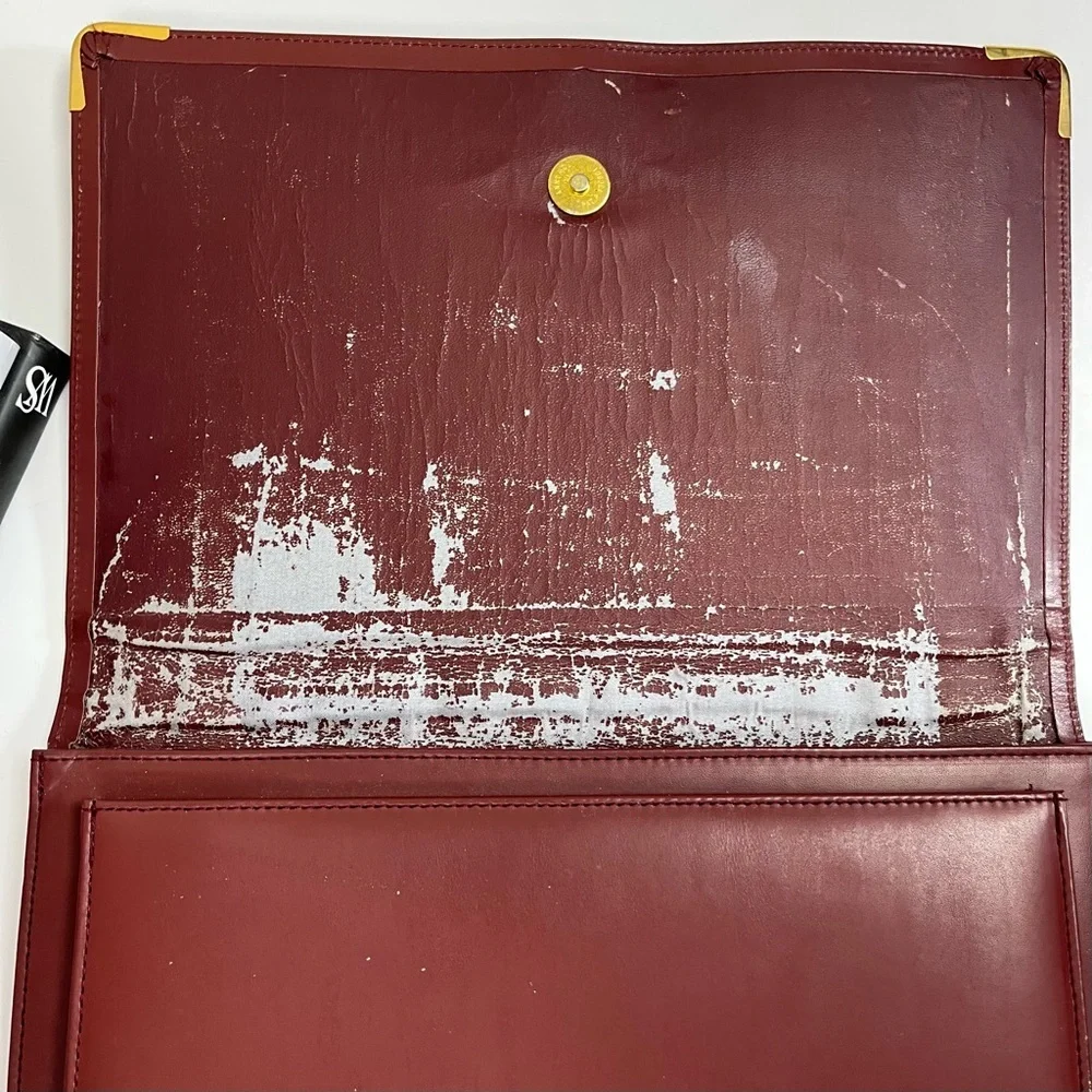 Cartier Clutch Bag Red Bordeaux Burgundy Leather Gold Hardware Large
